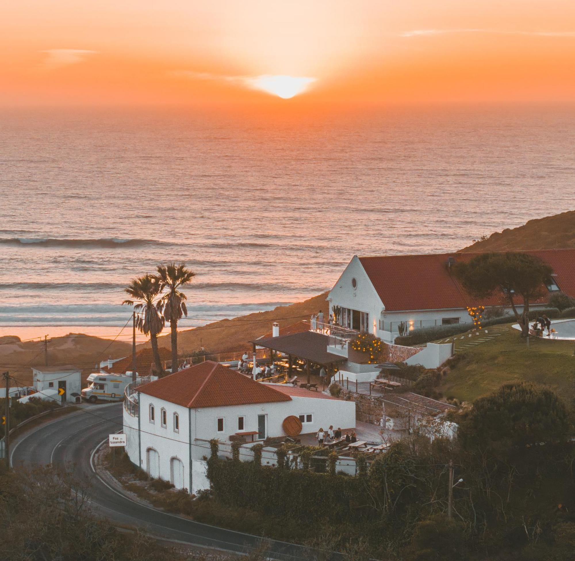 Ostello Lapoint Surf Camp Ericeira Esterno foto